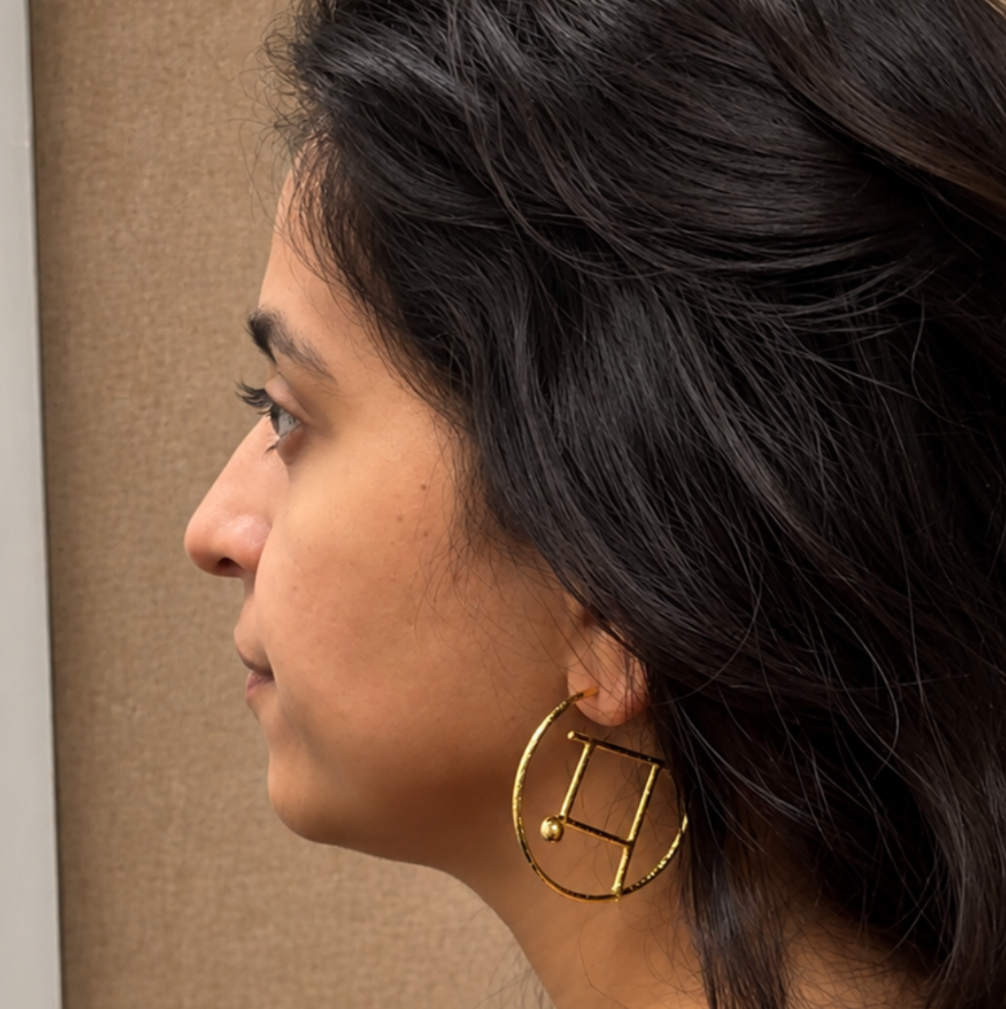 you catch my eye earrings