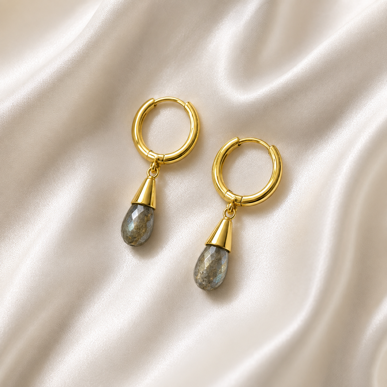 on repeat drop earrings