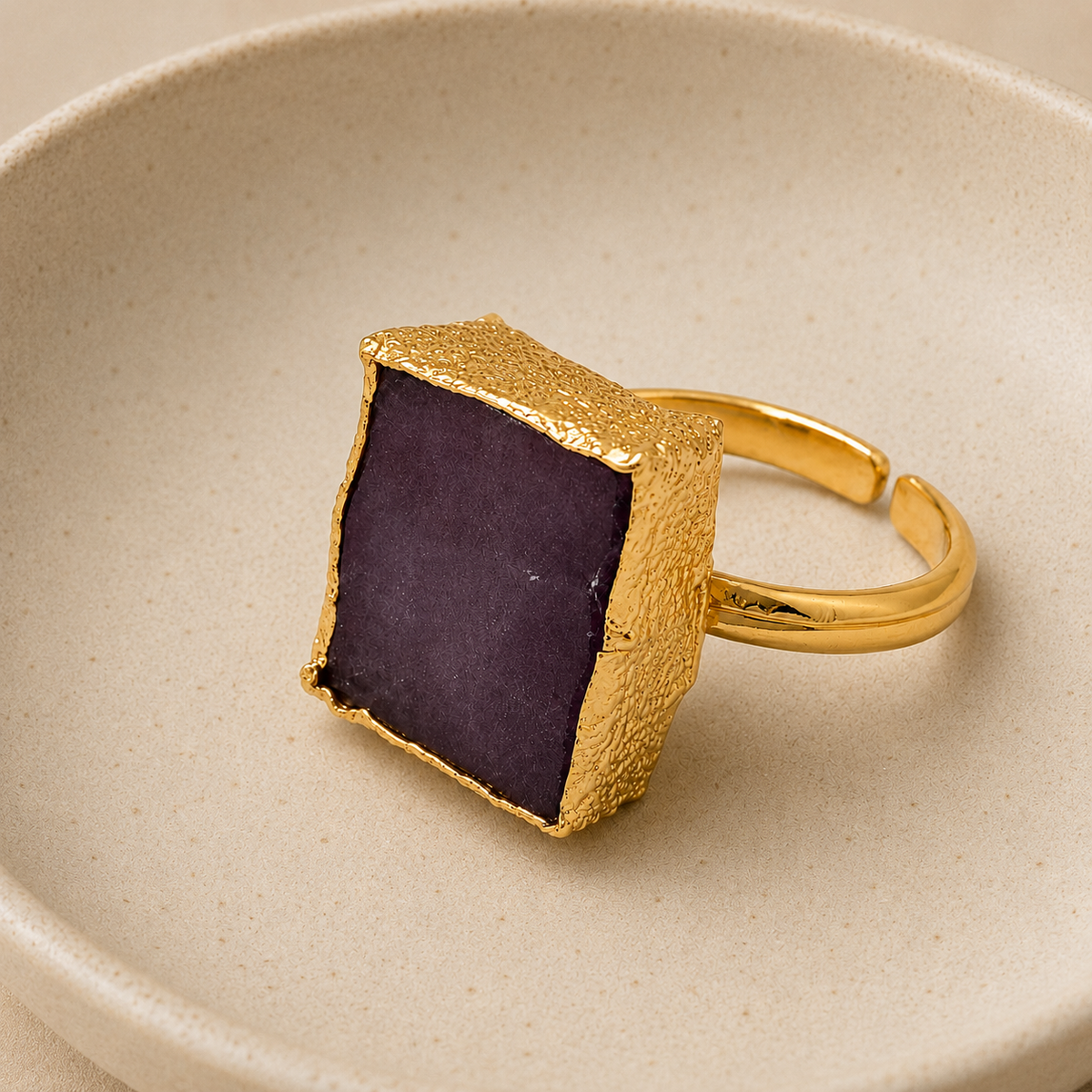 a lil extra stone ring