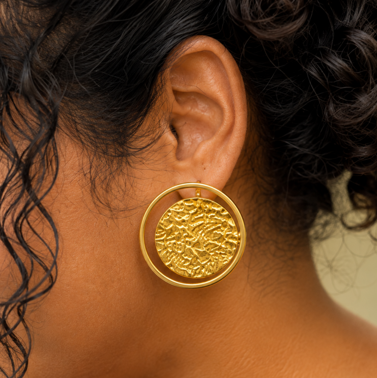 feel alive earrings